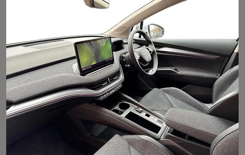 Used Skoda Elroq 206 kW (281 HP) 2025 Moon white metallic SUV