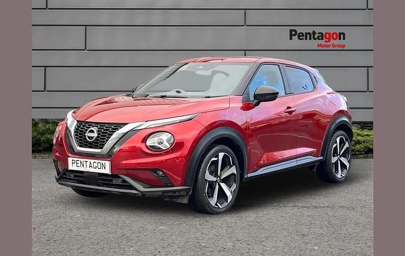Used Nissan Juke Tekna 112 HP (82 kW) 2022 Red SUV