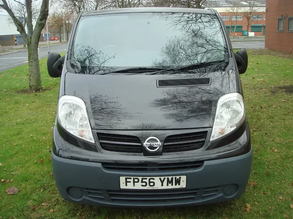 Used Nissan Primastar SE 115 HP (84 kW) 2006 Black MPV