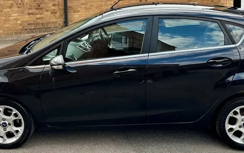 Used Ford Fiesta Zetec 97 HP (71 kW) 2012 Black Hatchback