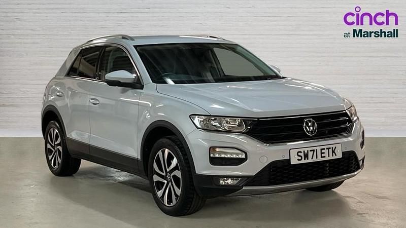 Used VW T-Roc Active 110 HP (80 kW) 2022 Silver SUV