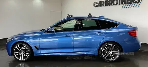 Used BMW 330 M Sport 2015 Blue Hatchback