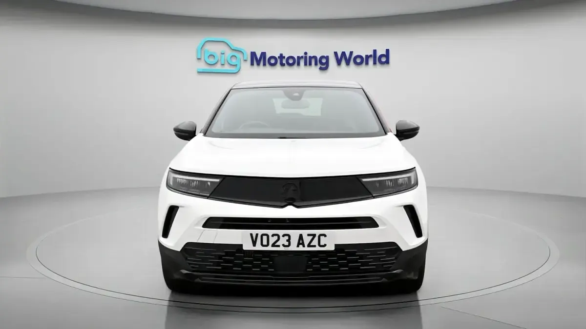Used Vauxhall Mokka S 130 HP (95 kW) 2023 White SUV