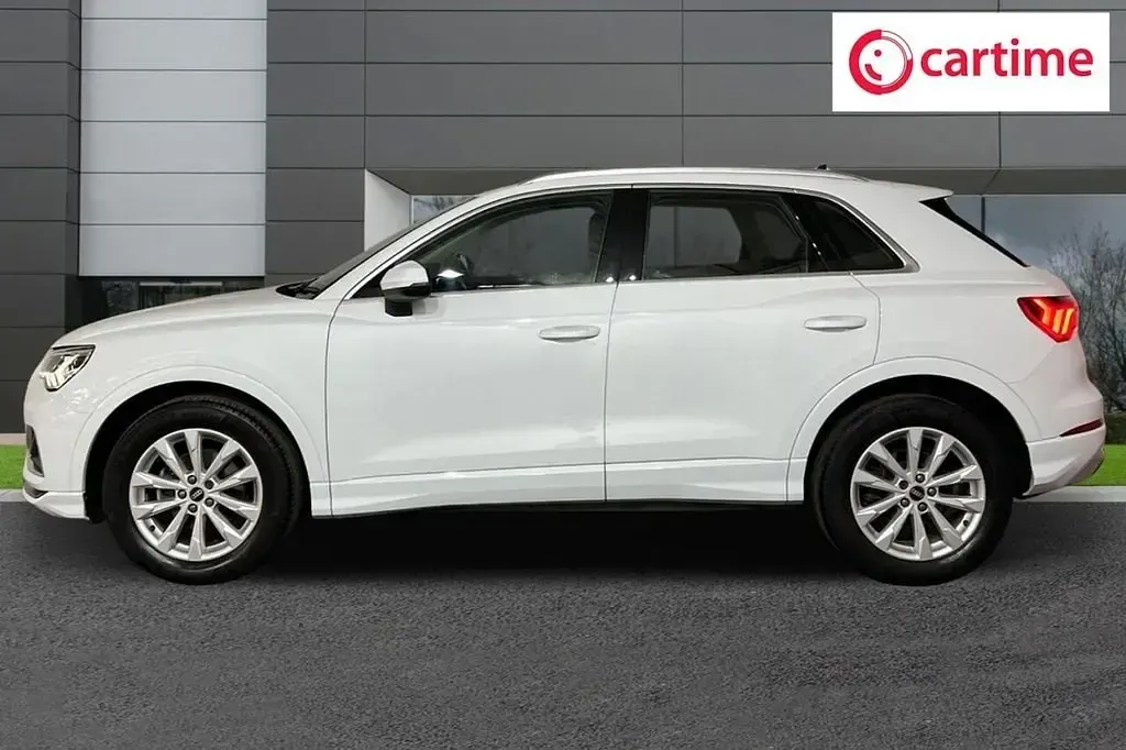 Second-hand Audi Q3 Sport 150 CP (110 kW) 2021 Alb SUV