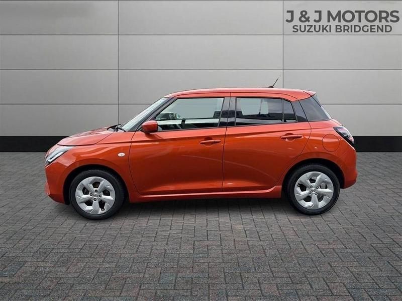Used Suzuki Swift 82 HP (60 kW) 2024 Orange Hatchback