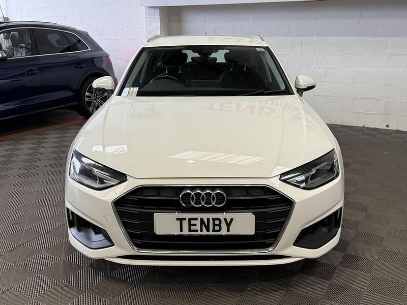 Used Audi A4 Comfort 163 HP (119 kW) 2021 White Estate