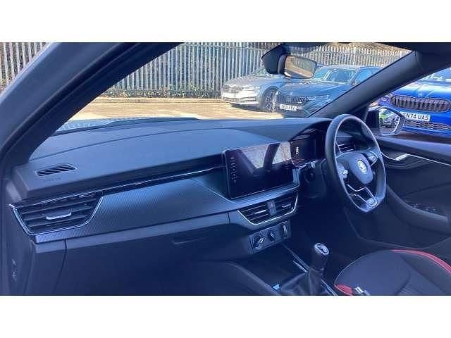 Used Skoda Kamiq Monte Carlo 150 HP (110 kW) 2022 Silver SUV