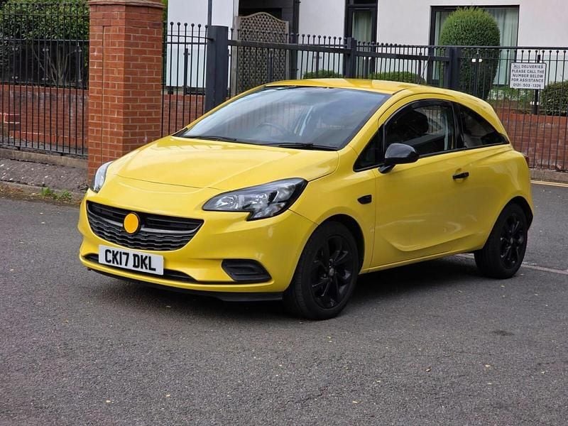 Używany Vauxhall Corsa 2017 Żółty Hatchback