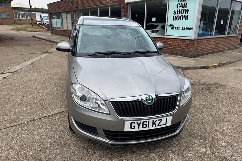 Beige Used 2011 Skoda Roomster SE MPV | £3,800 (Good price) - Image 1/1