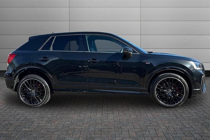 Used Audi Q2 Black Edition 150 HP (110 kW) 2023 Black SUV