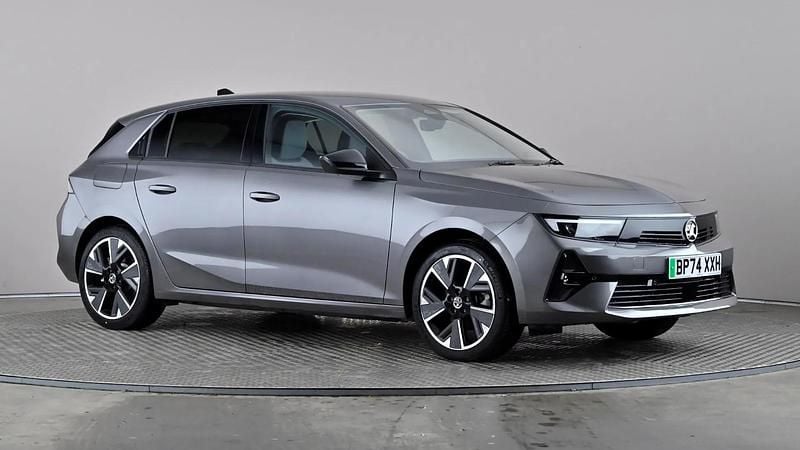 Grey Used 2024 Vauxhall Astra Hatchback | £19,998 (Good price) - Image 1/3