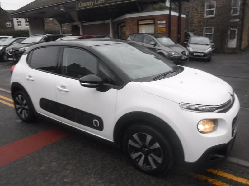 Used Citroën C3 Flair 110 HP (80 kW) 2017 White Hatchback