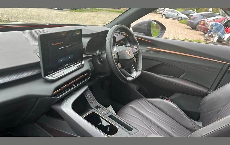 Used Cupra Terramar VZ2 265 HP (194 kW) 2025 Cosmos blue SUV