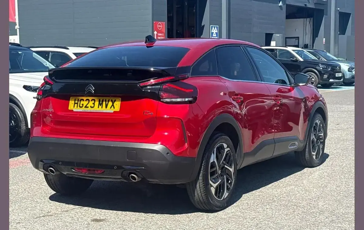 Used Citroën C4 PureTech 128 HP (94 kW) 2023 Red SUV