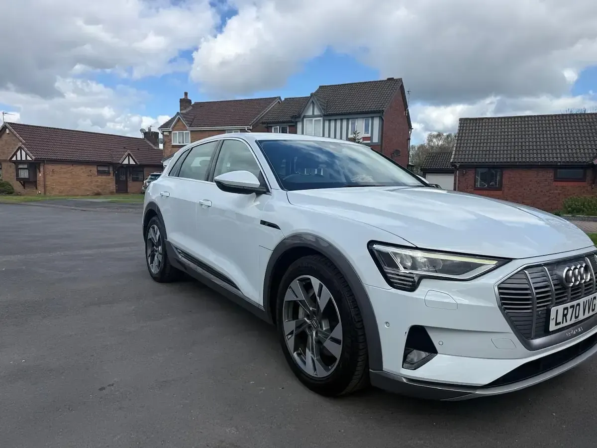 Used Audi e-tron Sport 230 kW (313 HP) 2020 White SUV