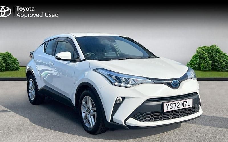 Used Toyota C-HR 122 HP (89 kW) 2023 White SUV