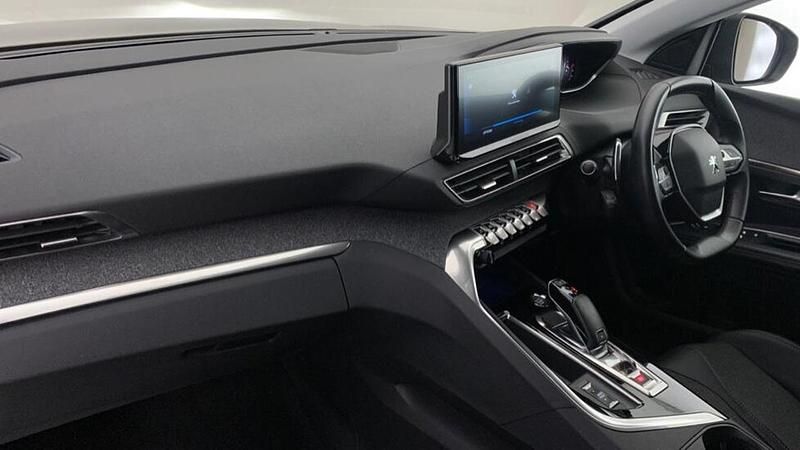 Grey Used 2022 Peugeot 3008 Allure Premium SUV | £19,942 (Fair price) - Image 1/4