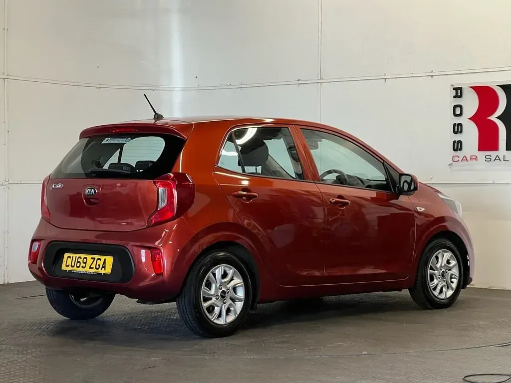 Used Kia Picanto 66 HP (48 kW) 2019 Orange Hatchback