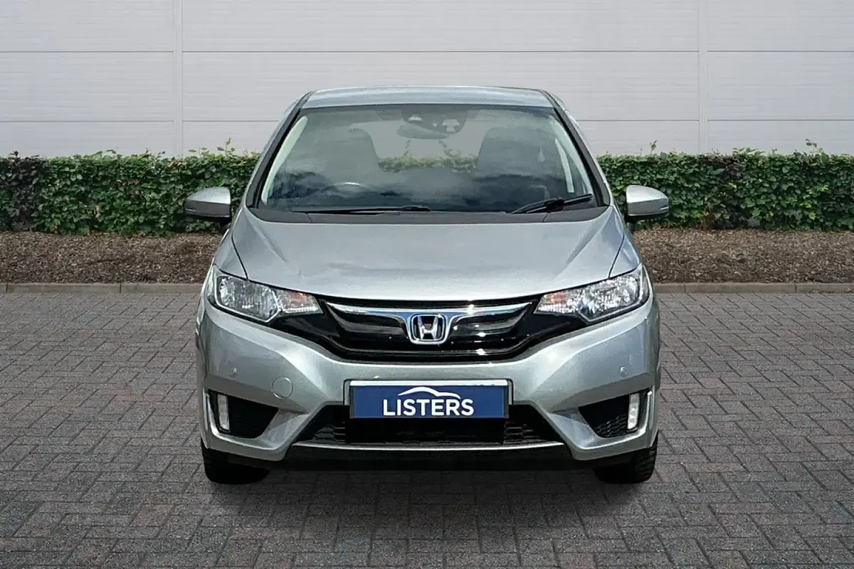 Used Honda Jazz SE 2015 Silver Hatchback