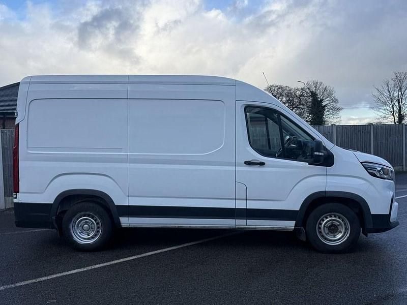 Used Maxus V90 163 HP (119 kW) 2021 White Van