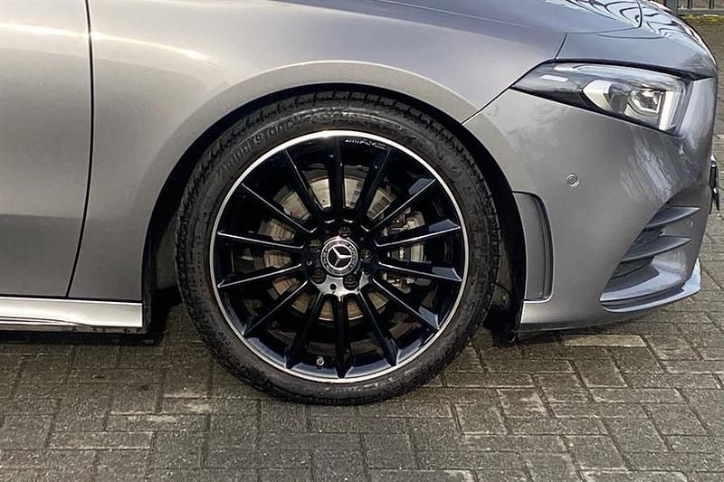 Used Mercedes A180 AMG Line Premium Plus 136 HP (100 kW) 2022 Grey Hatchback
