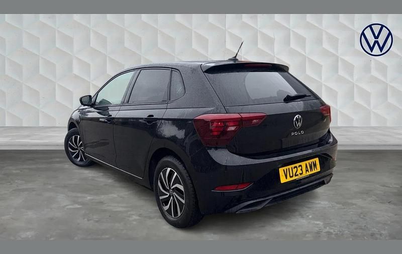 Used VW Polo Life 95 HP (69 kW) 2023 Black Hatchback