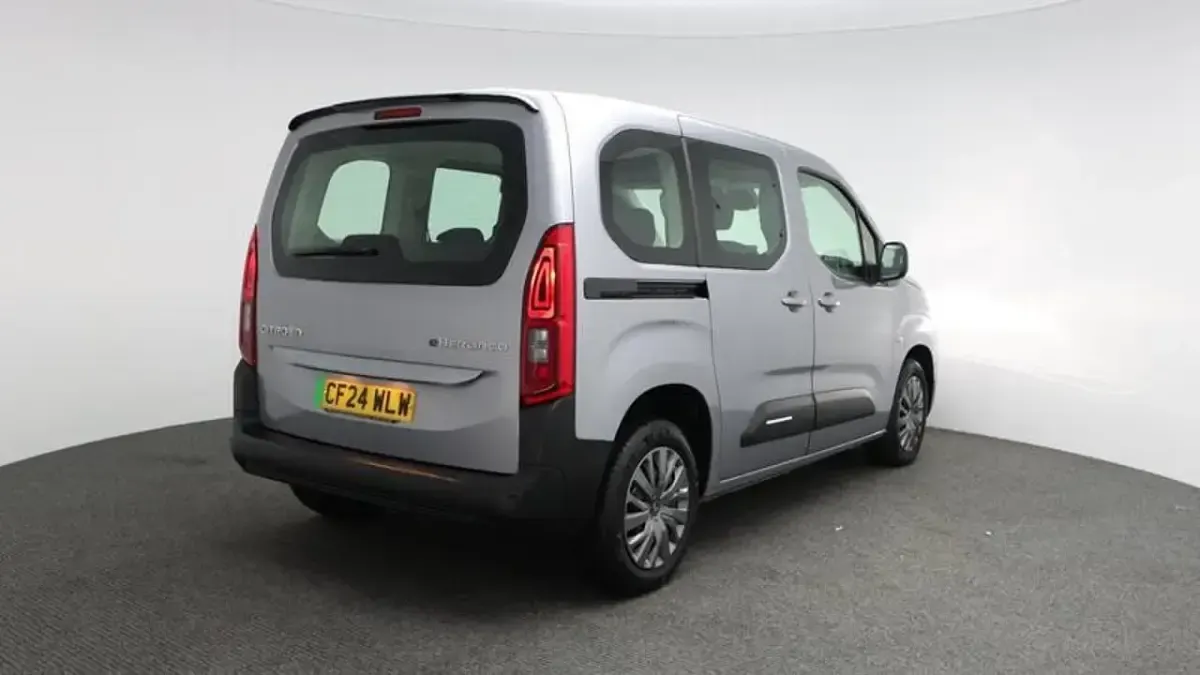 Used Citroën e-Berlingo 100 kW (136 HP) 2024 Grey MPV
