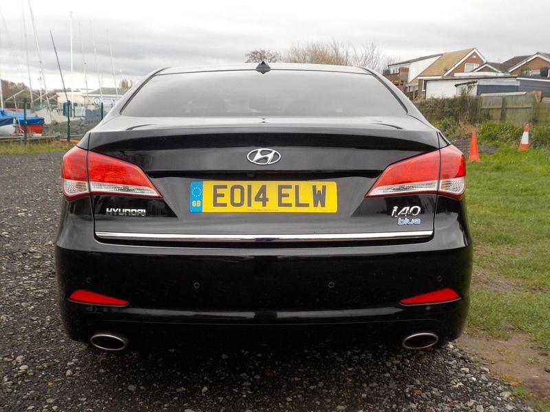 Used Hyundai i40 Style 115 HP (84 kW) 2014 Black Sedan