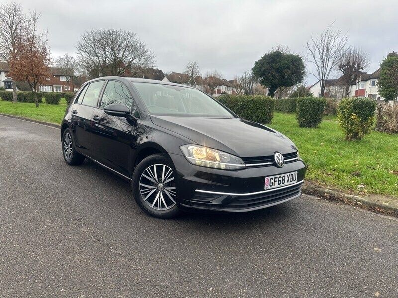 Black Used 2018 VW Golf VII SE Hatchback | £8,425 - Image 1/4