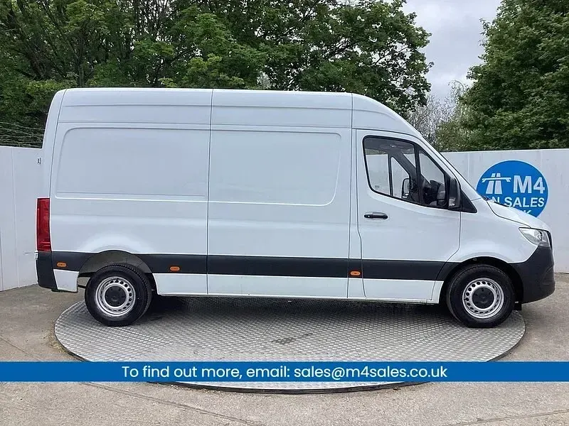 Gebraucht Mercedes Sprinter 2019 Weiß Van