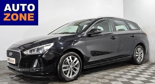 Black Used 2018 Hyundai i30 SE Estate | £8,950 (Expensive) - Image 1/4