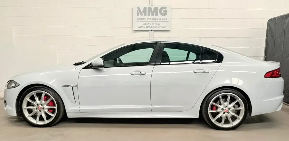 Second-hand Jaguar XF Portfolio 2015 Alb Berlinǎ