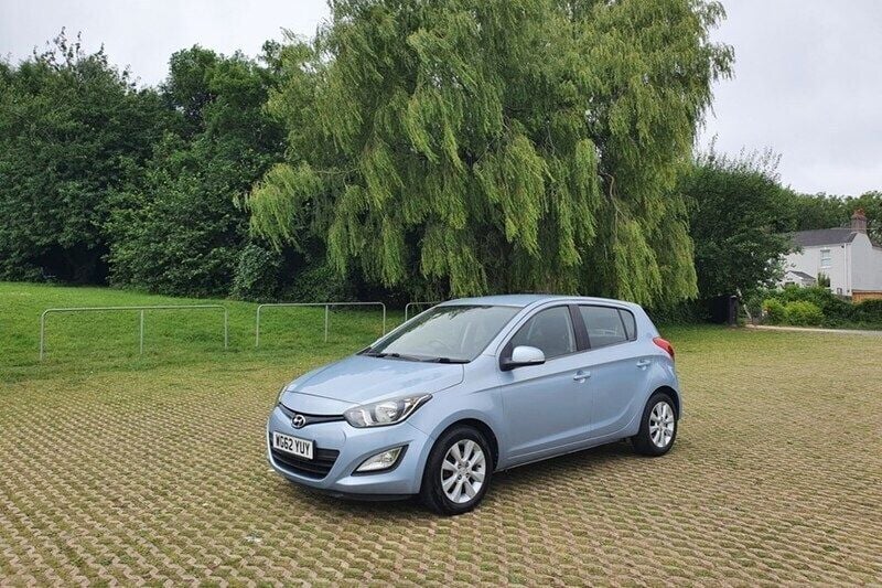 Blue Used 2013 Hyundai i20 Active Hatchback | £4,195 (Fair price) - Image 1/1