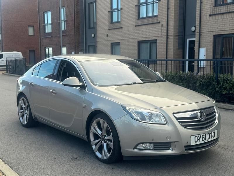 Silver Used 2011 Vauxhall Insignia Elite Hatchback | £1,495 - Image 1/4