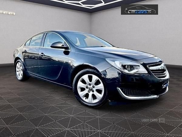 Black Used 2015 Vauxhall Insignia Hatchback | £4,750 (Fair price) - Image 1/4