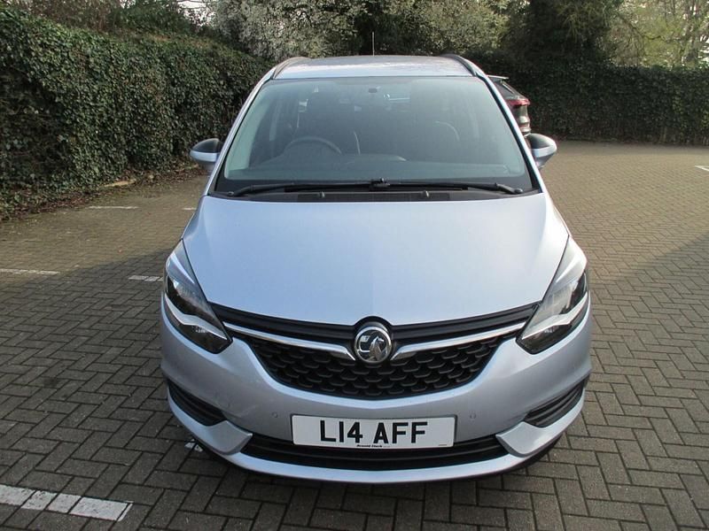 Used Vauxhall Zafira Design Edition 2017 Silver MPV