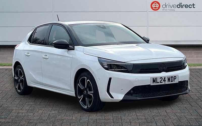 Used Vauxhall Corsa 75 HP (55 kW) 2023 White Hatchback