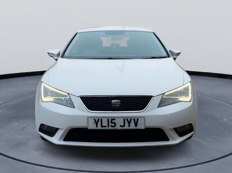 Used Seat Leon SE 110 HP (80 kW) 2015 White Hatchback