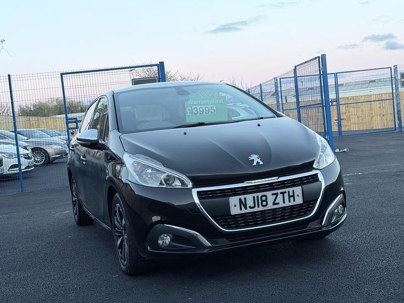 Second-hand Peugeot 208 Allure Premium 2018 Negru Hatchback