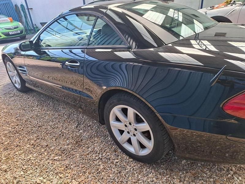 Used Mercedes SL350 245 HP (180 kW) 2005 Black Cabriolet