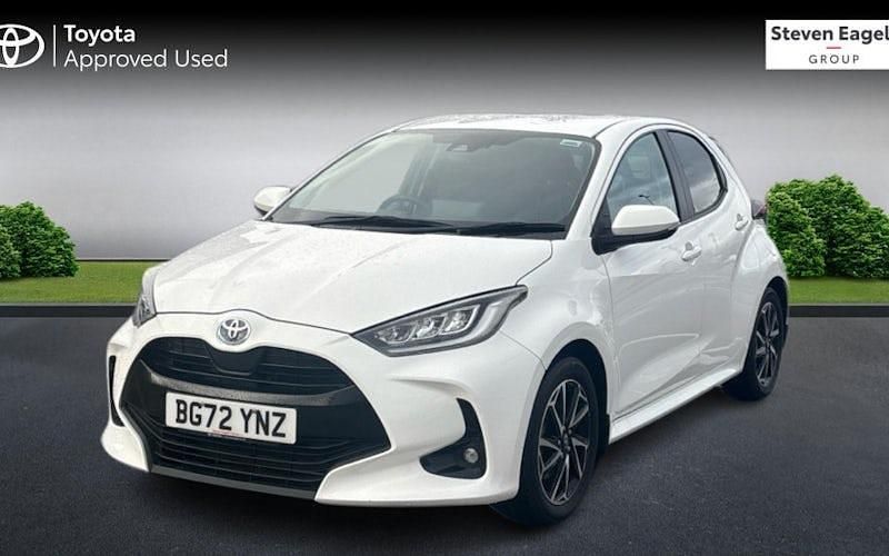 Used Toyota Yaris Hybrid Design 116 HP (85 kW) 2025 Hatchback