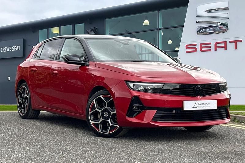 Red Used 2022 Vauxhall Astra GS Line Hatchback | £15,490 (Fair price) - Image 1/4
