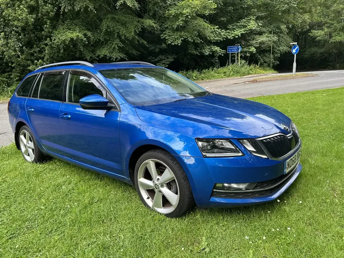 Used Skoda Octavia SE L 2018 Blue Estate