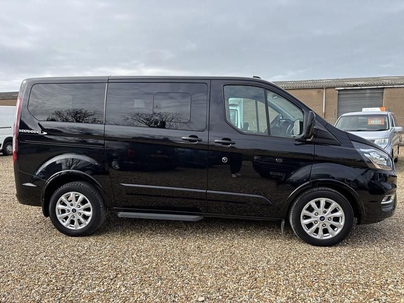 Used Ford Tourneo Custom Titanium 2021 Black Van