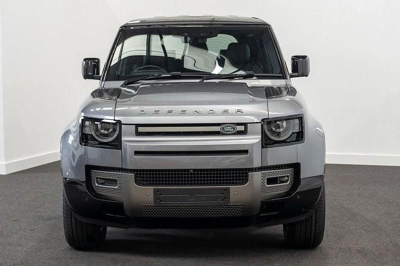 Used Land Rover Defender SE Dynamic 250 HP (183 kW) 2021 Grey SUV