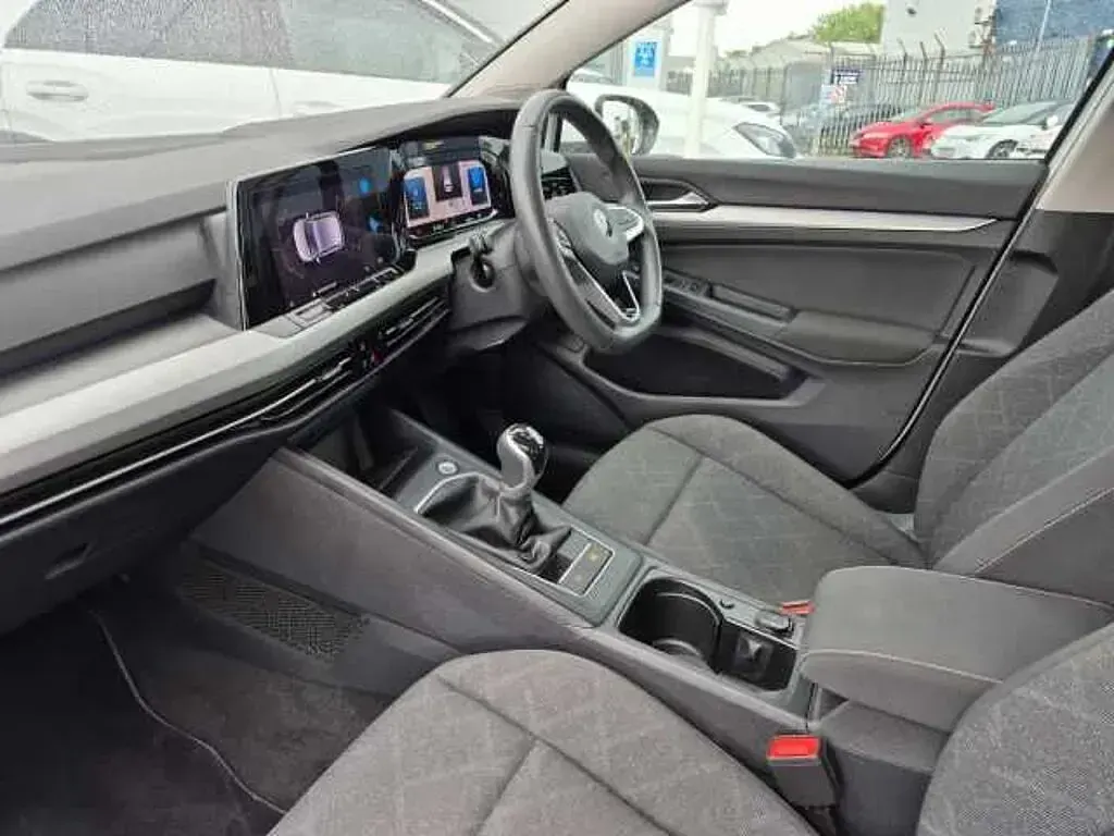 Used VW Golf VIII 110 HP (80 kW) 2022