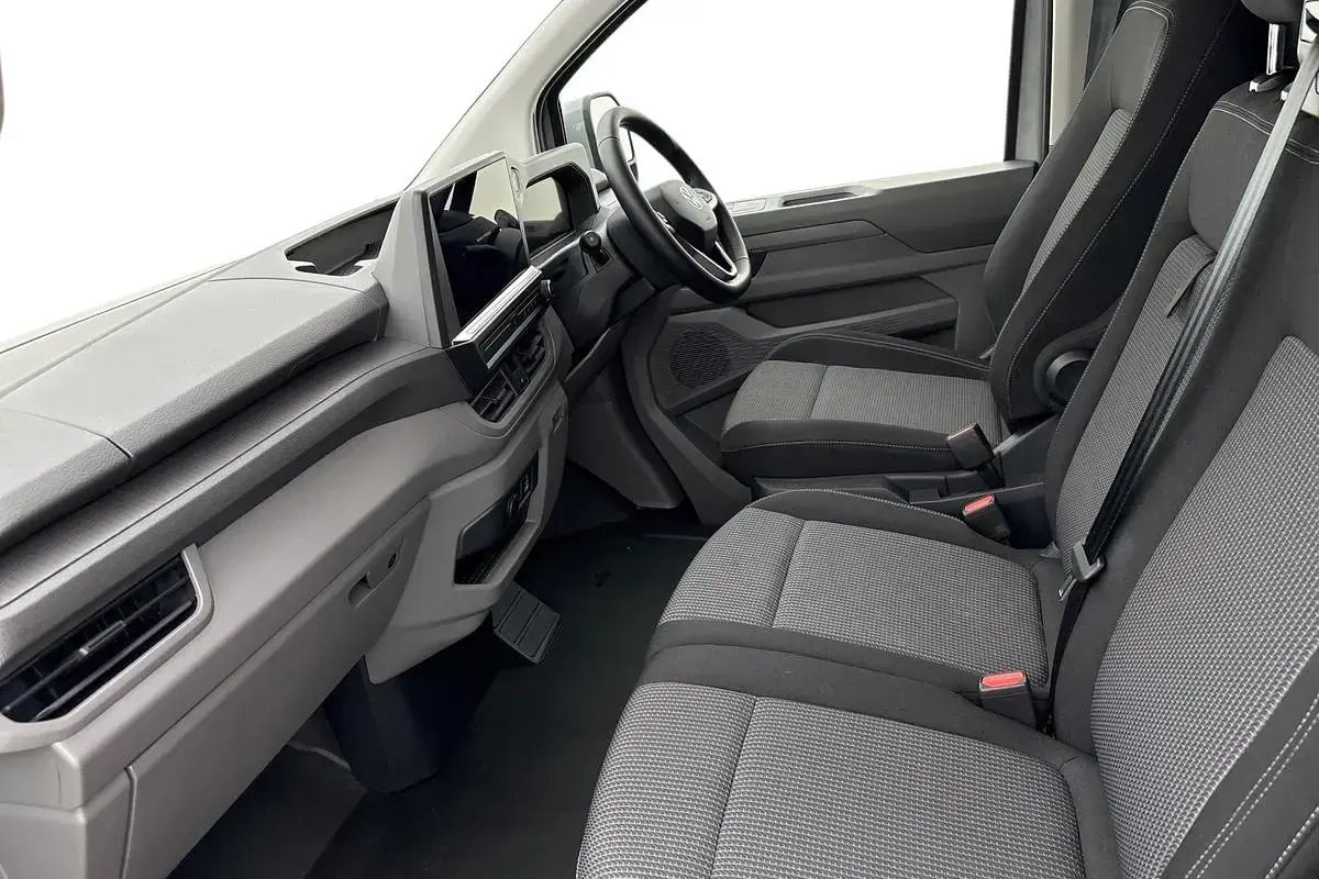 New VW Transporter Pro 160 kW (218 HP) 2025 Grey Van