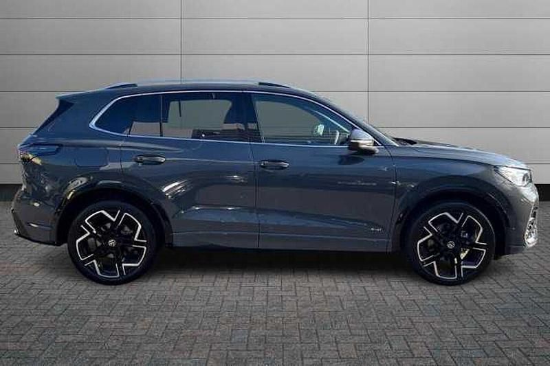 Used VW Tiguan 148 HP (108 kW) 2025 SUV