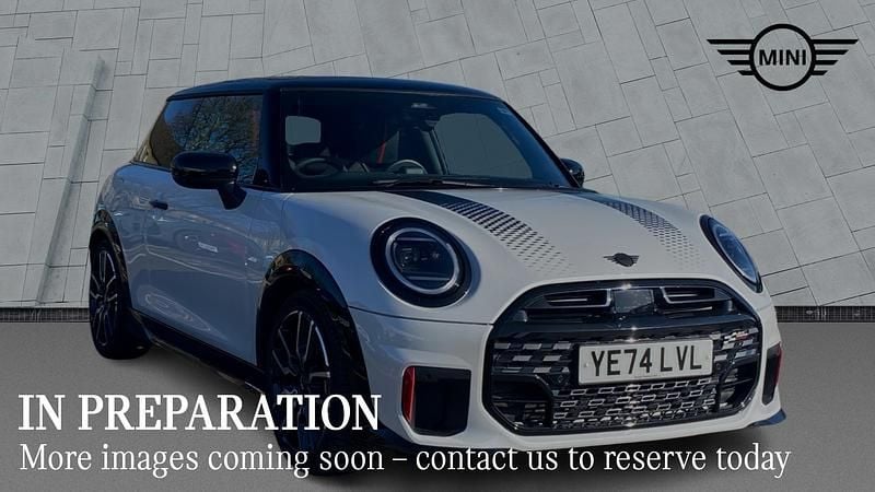 Used Mini John Cooper Works Hatch 228 HP (167 kW) 2025 White Hatchback