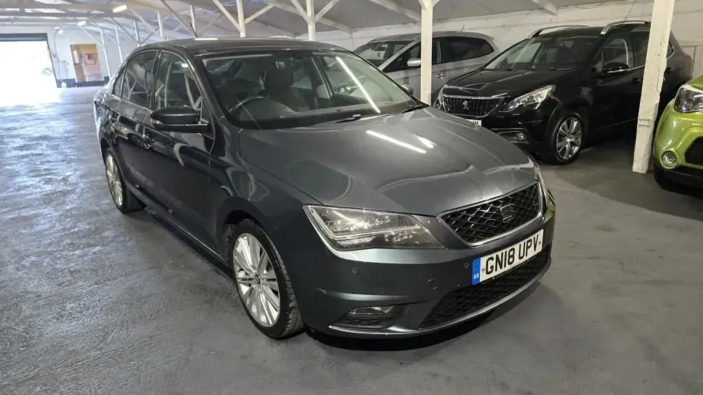Used Seat Toledo XCELLENCE 110 HP (80 kW) 2018 Grey Hatchback